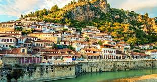 ARNAVUTLUK’TA YAŞAMAK